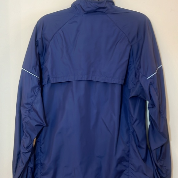 Nike Navy Blue Unisex Rain Jacket with Gray Swoosh - Picture 6 of 8